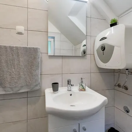 House With A Parking Space Fuzine, Gorski Kotar - 20518 Holiday home