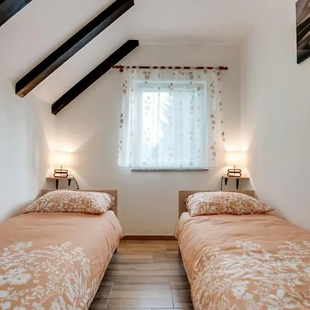 House With A Parking Space Fuzine, Gorski Kotar - 20518 Prázdninový dům *